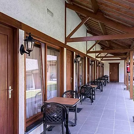Hotel D'inzepré 3*