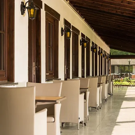 Hotel D'inzepré